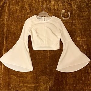 Bebe size 2 Bell sleeve Wht crop w/ Gold Zip back